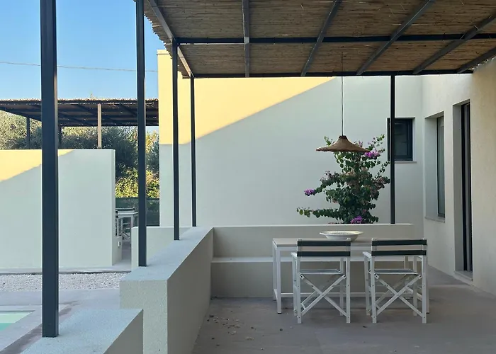 Xenia-retreat Villa Locri